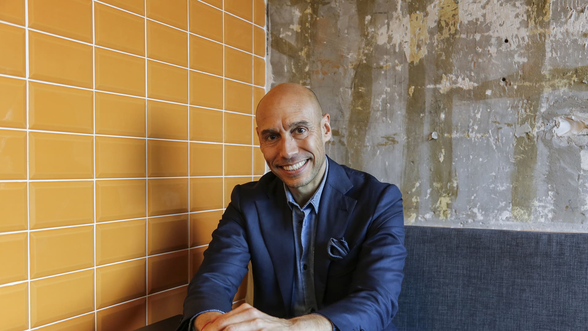 Alejandro Pitashny, empresario, en Fayer Café de Buenos Aires