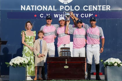 Alejandro Poma, Matt Coppola, Diego Cavanagh y Adolfo Cambiaso, campeones en Palm Beach (gentileza @agusfondaph)