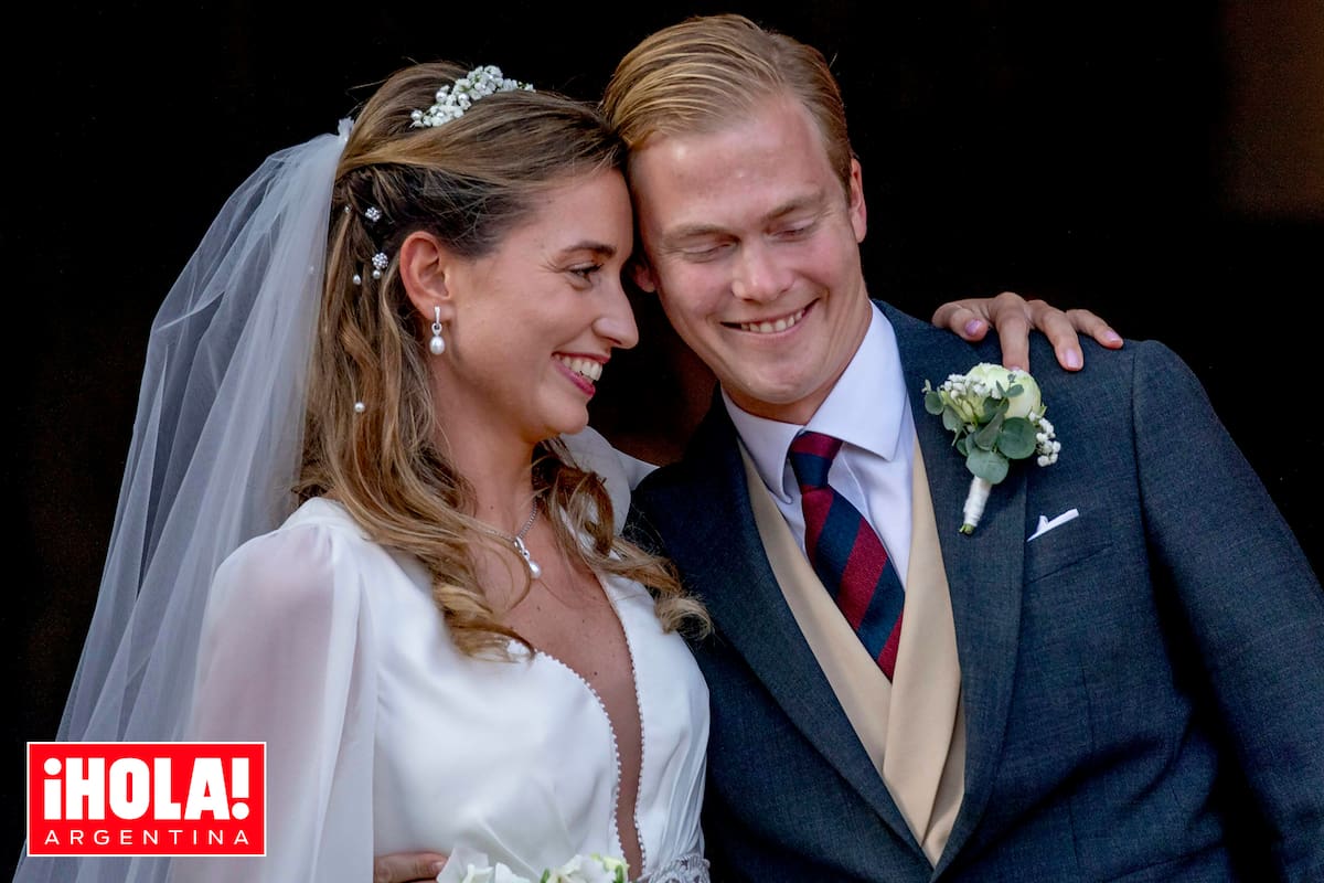 Alejandro se graduó en la Met Film School de Londres y Natacha tiene un título del Higher Institute of Management de Nueva York. Viven en Suiza, donde hace unos años comenzó su historia de amor.