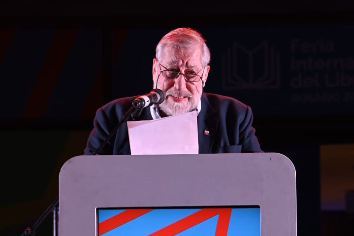 Alejandro Vaccaro, presidente de la Fundación El Libro, en el acto de apertura de la Feria de Rosario