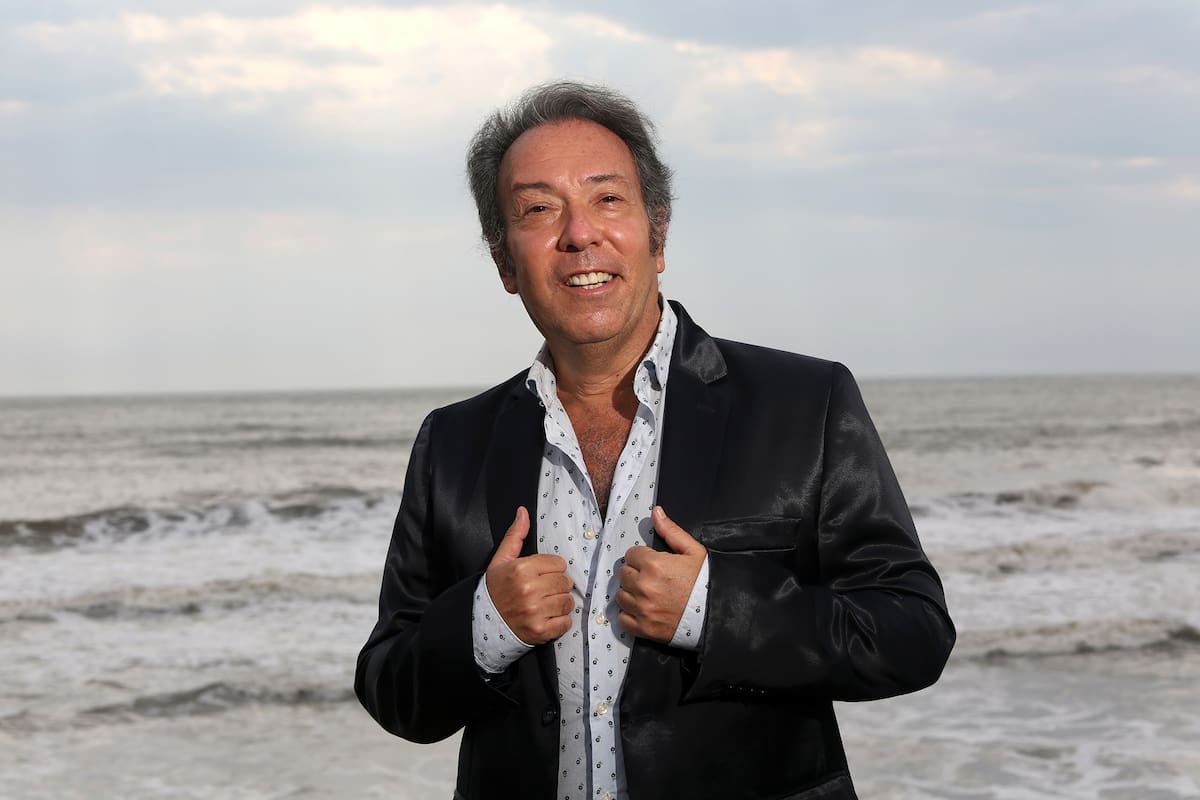 Alejandro Veroutis, el artista que más conoce sobre el café concert argentino