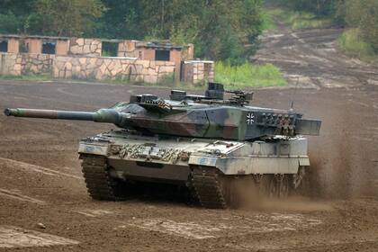 Alemania enviará tanques de combate Leopard 2A6 a Ucrania para la guerra contra Rusia