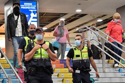 Alemania planea aumentar las restricciones para frenar la pandemia