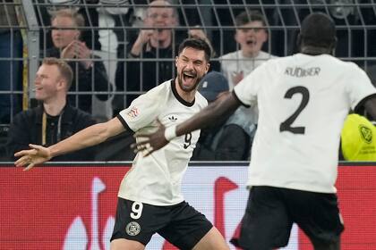 Alemania supera a Italia y avanza a semifinales de la Liga de Naciones; tres series van al alargue