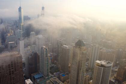 Alerta de aire nocivo en Chicago debido a factores atmosféricos y contaminantes