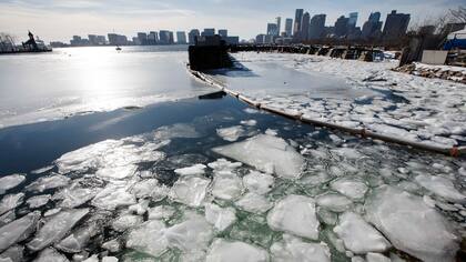 Alerta en EE.UU por las bajas temperaturas, la nieve y la llegada de un ciclón bomba