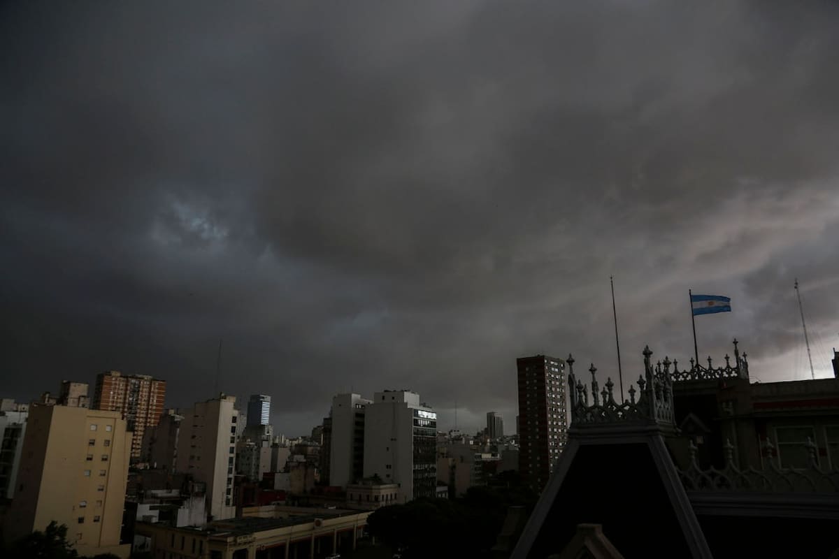 Alerta meteorológica en Buenos Aires y varias provincias del país por tormentas fuertes y caída de granizo