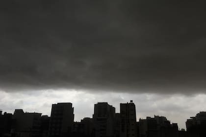 Alerta meteorológica en Buenos Aires y varias provincias del país por tormentas fuertes y caída de granizo
