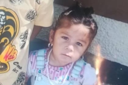 Alerta Sofía: buscan a una niña de 2 años que fue vista por última vez en Cosquín.