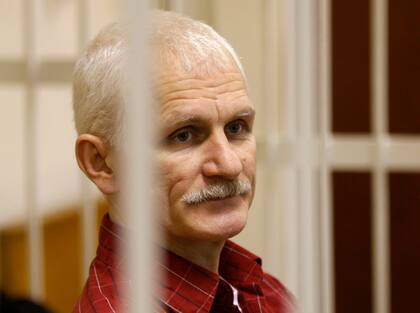 Ales Bialiatski, director del grupo de derechos humanos bielorruso Viasna, en Minsk, Bielorrusia, 2 de noviembre de 2011