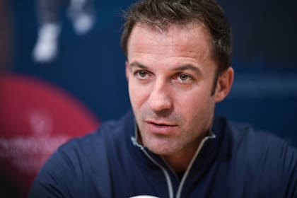 Alessandro Del Piero, referente de Juventus, recordó en una charla con Paulo Dybala el único partido que jugó en territorio argentino, a los 19 años: un 2-0 a Vélez en un amistoso en 1994.