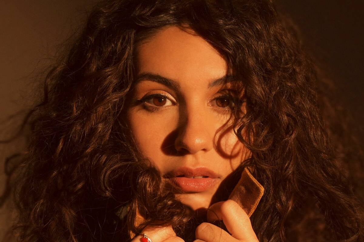 Alessia Cara se presenta este domingo en Lollapalooza 2022