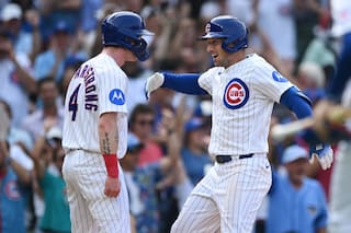 Pete Crow-Armstrong anota por un error en la 11ma y Cachorros remontan para vencer 3-2 a Azulejos