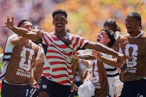 Estados Unidos hizo dos goles en el primer tiempo y reguló: venció sin problemas a Australia en Seattle