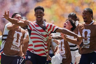 Estados Unidos hizo dos goles en el primer tiempo y reguló: venció sin problemas a Australia en Seattle