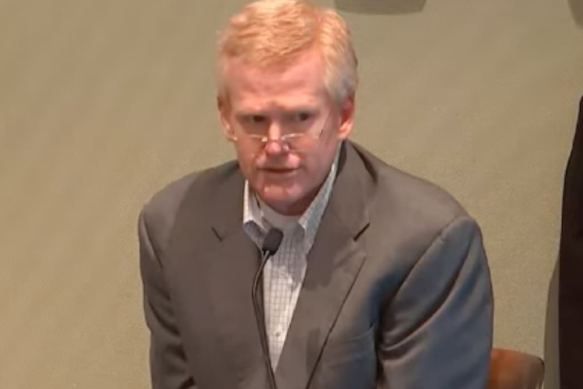 Alex Murdaugh, durante el segundo día de testimonios en el juicio por los asesinatos de su esposa e hijo, ocurridos en 2021