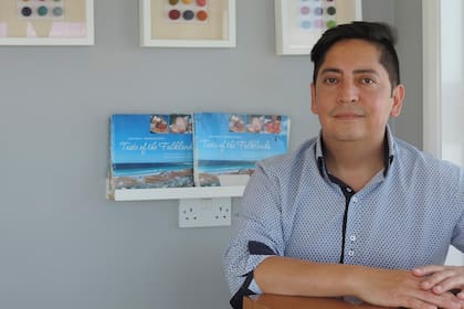 Alex Olmedo dejó su Santiago de Chile natal para dedicarse a su pasión, la cocina, en uno de los confines de la tierra: las Islas Malvinas