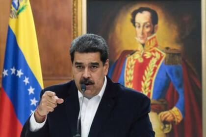 El chavismo le da el golpe de gracia a la oposición: intervino dos partidos  - LA NACION