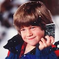 Así está hoy Alex D. Linz, el niño de Mi pobre angelito 3 y Un día muy especial