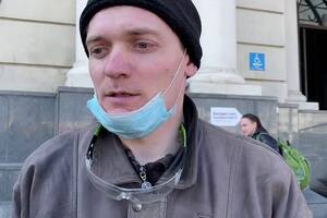 Alexander, quien acaba de escapar de Mariupol