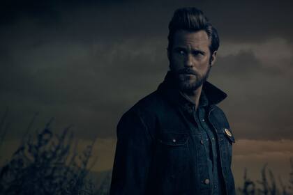 Alexander Skarsgård, villano de la historia