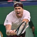 Zverev parecía abandonar, pero se sobrepuso, ganó una batalla y quiere tomar la responsabilidad de ser el 1