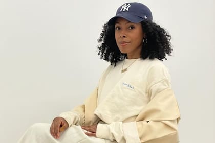 Alexandra Berrocal es modelo de manos y cuenta a sus fanáticos cuánto gana en un año