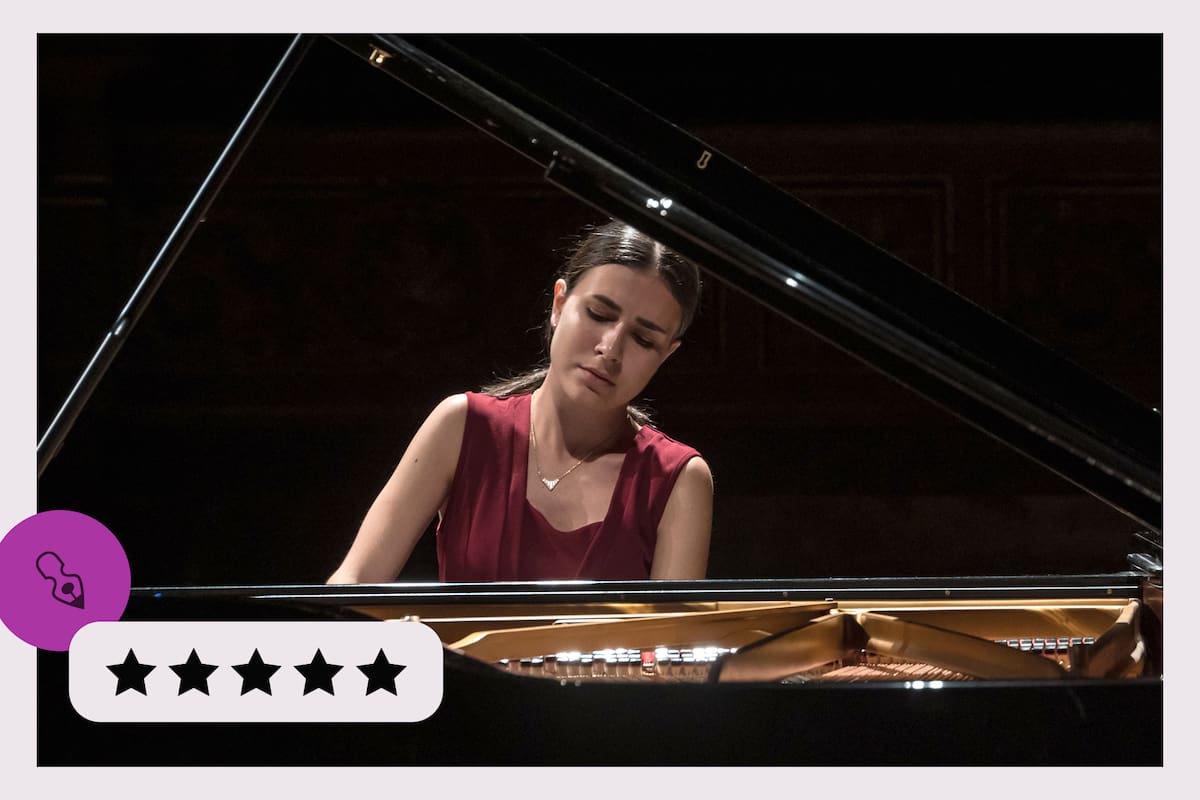 Alexandra Dovgan, pianista . Mozarteum Argentino