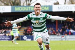 Alexandro Bernabei festeja lo que fue el primer gol de un argentino con la casaca de Celtics