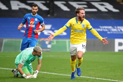 Brighton perdía ante Crystal Palace; ingresó Alexis Mac Allister y empató sobre el final