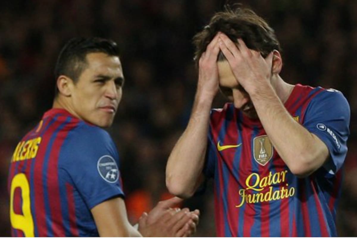 Alexis Sánchez contó que vio llorar a Messi tras quedar afuera en la semifinal de la Champions League 2012.