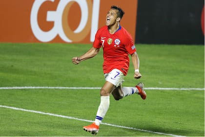 Alexis Sánchez no encontró su mejor versión en Manchester United. Sufrió lesiones y no se adaptó al gigante: solo marcó 2 goles; en Chile se siente clave; en Brasil arrancó con un gol