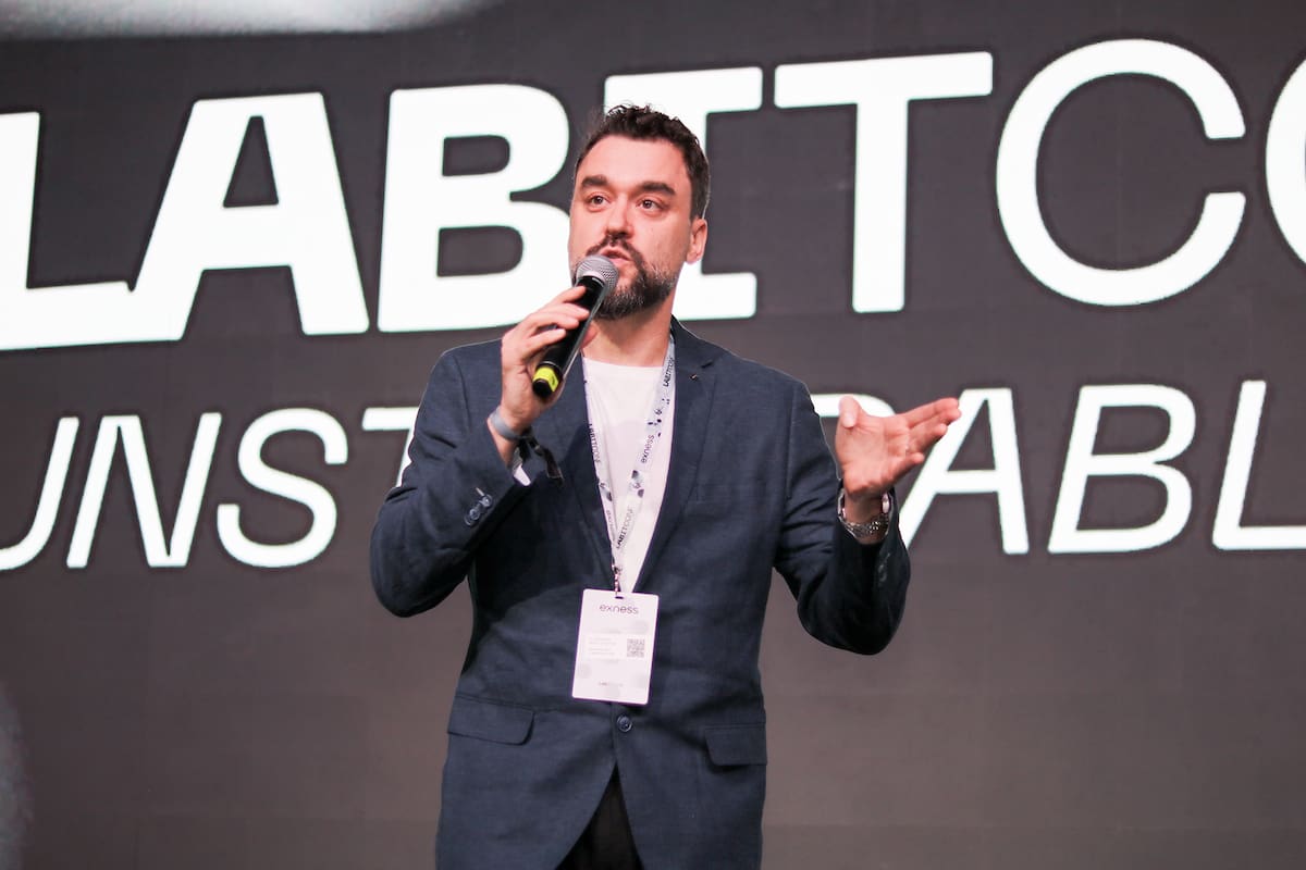 Alexnder Ditzend, presidente de la Sociedad Argentina de Inteligencia Artificial en la Labitconf.