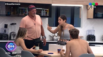 Alfa, Coti y Romina, envueltos en una agria disputa