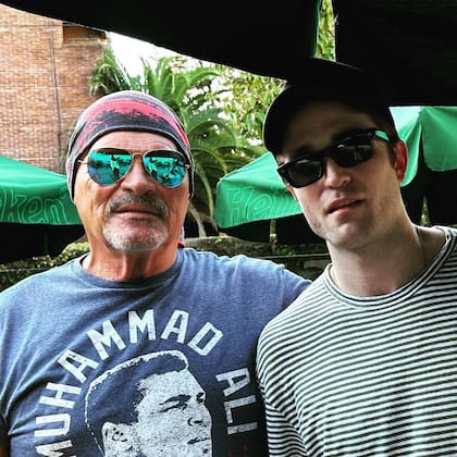 Alfa de Gran Hermano se cruzó en un bar de San Isidro con Robert Pattinson