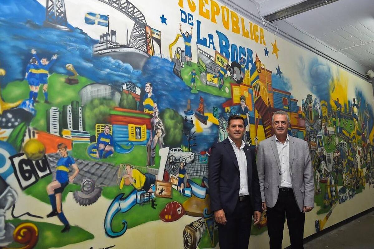 Alfaro junto al secretario general Christian Gribaudo, durante la inauguración del nuevo sector de Cultura de Boca