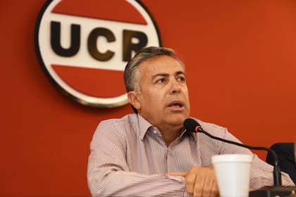 Antes de la reunión de la mesa nacional de Cambiemos, el titular de la UCR dijo que la Casa Rosada debe resolver el conflicto en Córdoba