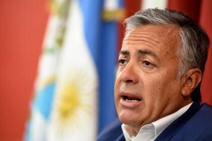 Alfredo Cornejo, titular de la UCR, cuestionó la estrategia sanitaria del Gobierno