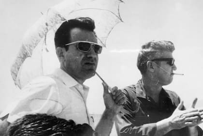 Alfredo Ballí (i) y Dykes A. Simmons (d) eran dos prisioneros notables en Topo Chico en aquel momento
