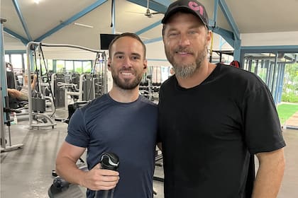 Alfredo compartiendo días de gimnasio junto a Ragnar Lothbrock.