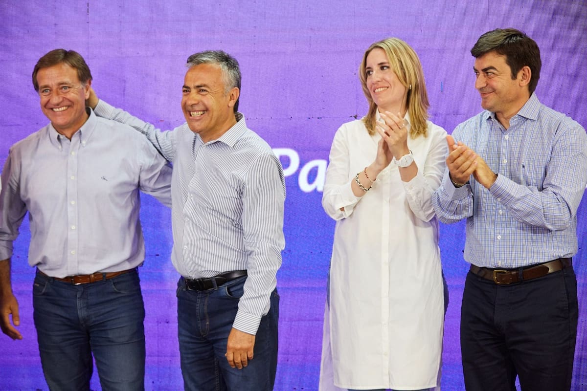Alfredo Cornejo en su Búnker en Mendoza