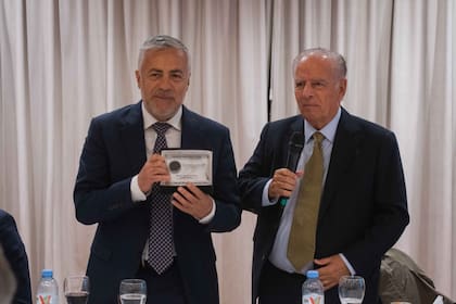 Alfredo Cornejo, junto a Alejandro Bulgheroni