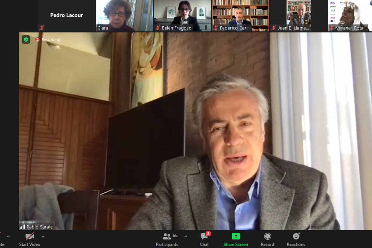 Alfredo Cornejo participó de un reunión organizada por el Rotary Club