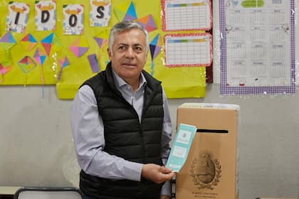 Alfredo Cornejo se impone en las elecciones generales de Mendoza