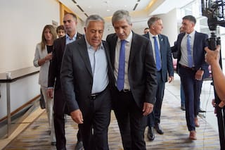 El gobernador de Mendoza celebró “el crecimiento” del empleo privado con una cifra negativa