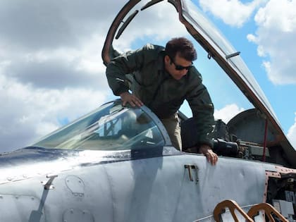 Alfredo "Fred" Machado, tomando posición en un Skyhawk A4Q restaurado. Empresario argentino que enfrenta una extradición a Estados Unidos por narcotráfico y lavado de dinero