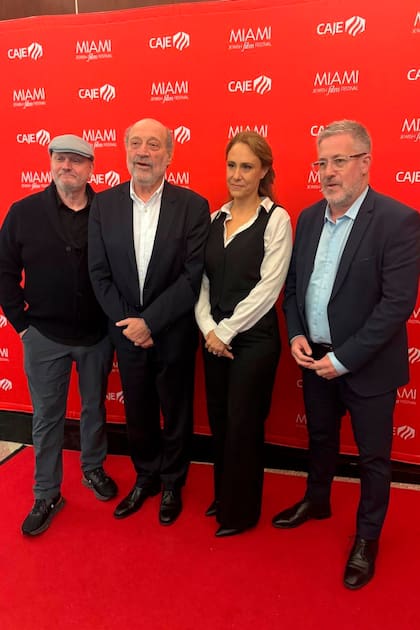 Alfredo Leuco presentó su documental en el Festival de Cine Judío de Miami junto a Mariana Bellini, Gabriel Ben-Tasgal y Juan José Campanella