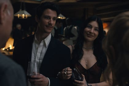 Algo terrible está a punto de suceder: una serie efectiva e inquietante, que se cocina a fuego lento