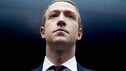 ¿Alguna vez intentaste bloquear al creador de Facebook? Esto es lo que puede ocurrir si lo pruebas