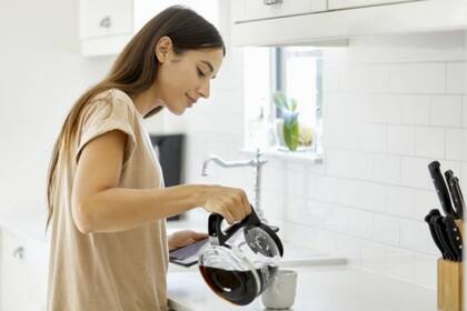 ¿Alguna vez te has preguntado por qué el café que haces en casa sabe diferente de los que compras en los restaurantes o cafeterías?